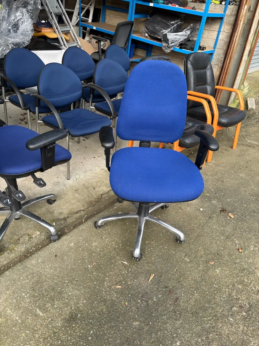 Office swivel chairs - Image 4