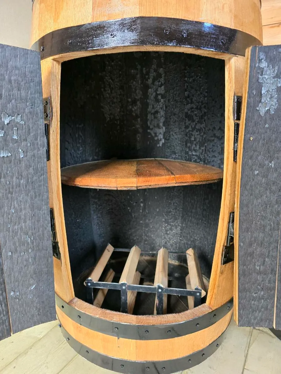 Oak barrel drinks cabinet suit man cave gamesroom - Image 3