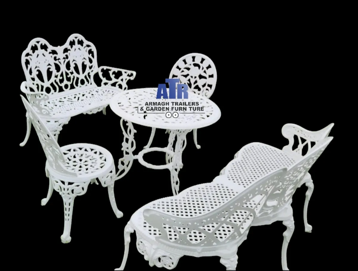 Good quality cast aluminium garden benches bistro - Image 1