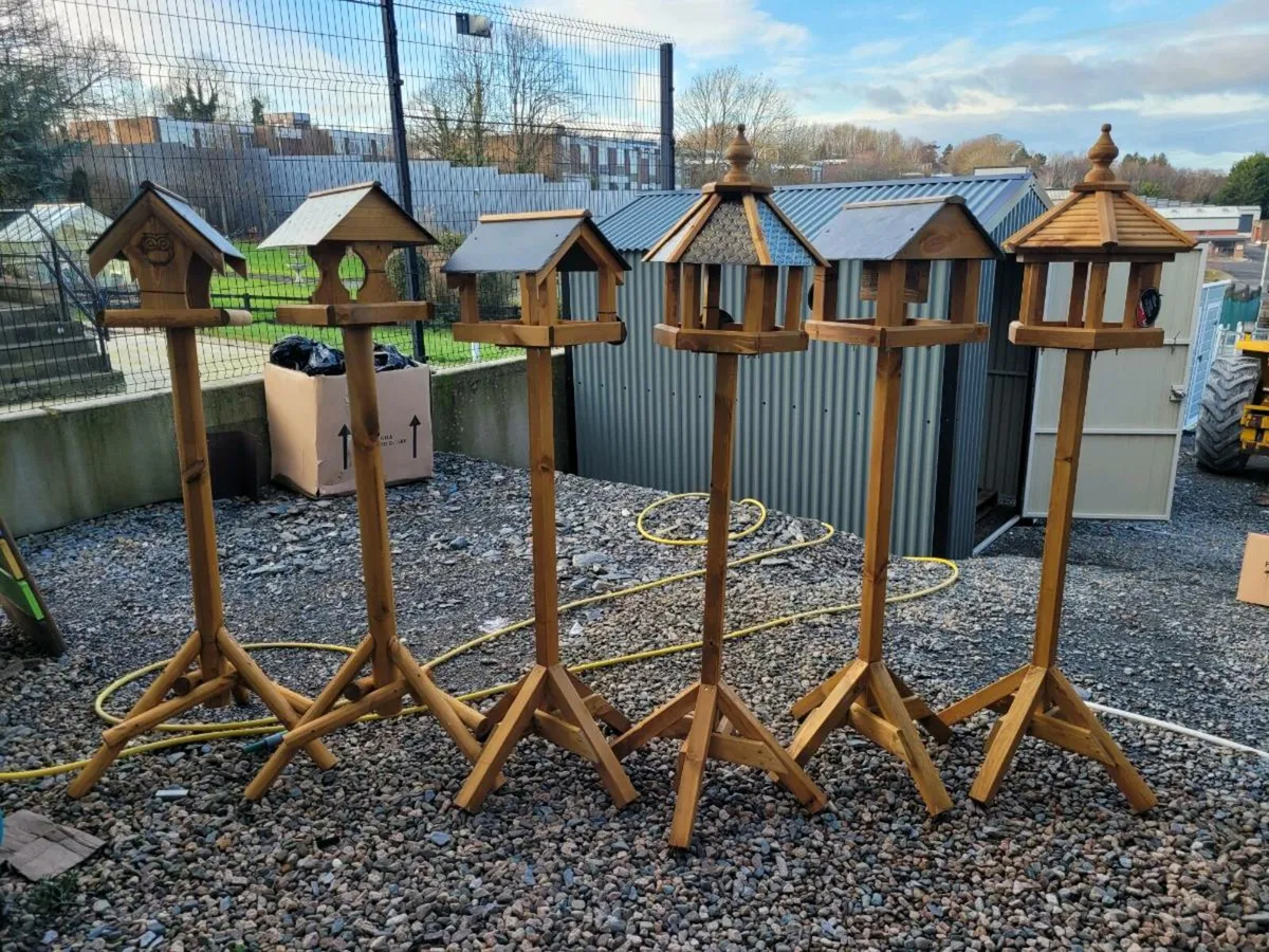 Beautiful wild bird tables garden ornaments - Image 2