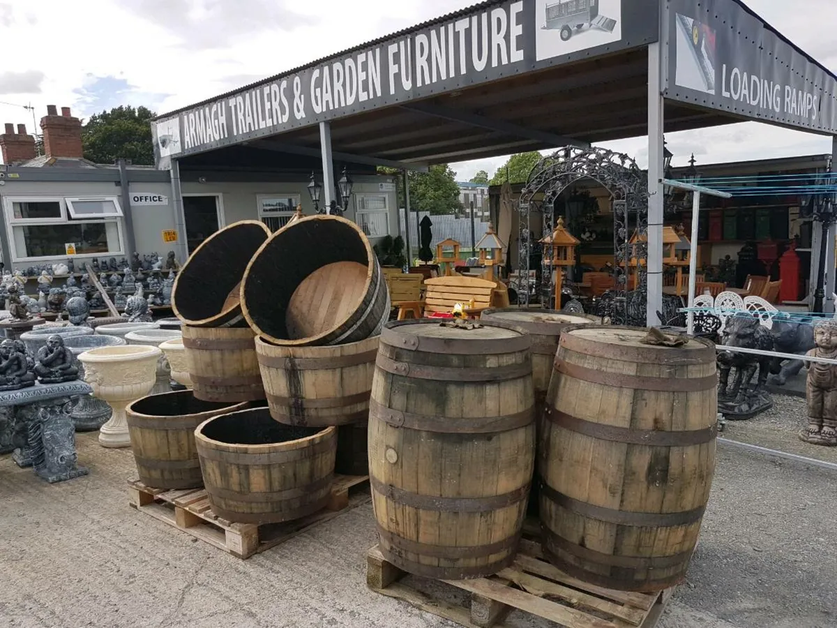 Oak barrel planters ½ and ¼ cut barrels - Image 2