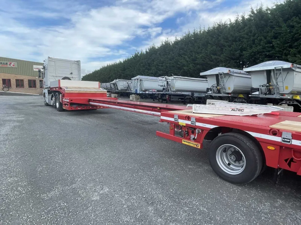 5 AXLE FAYMONVILLE ( POWER STEERED LOW LOADER) - Image 1