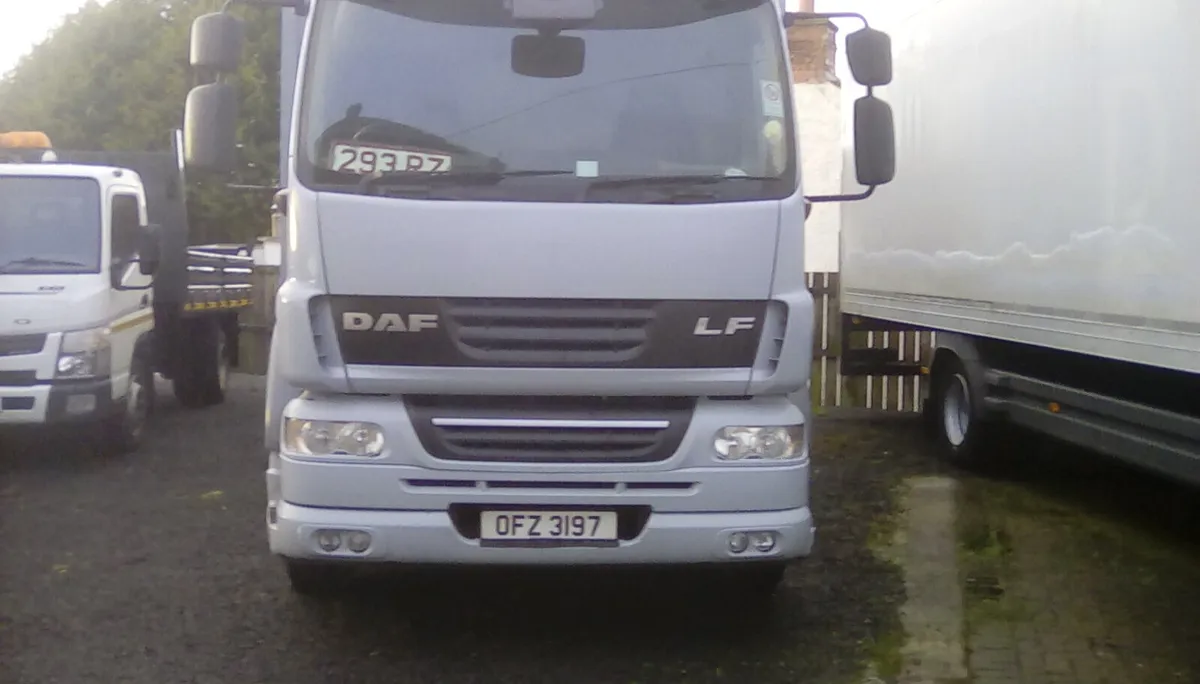 DAF LF 55  250   COURTAINSIDE LOW INPORT  DUTY - Image 4
