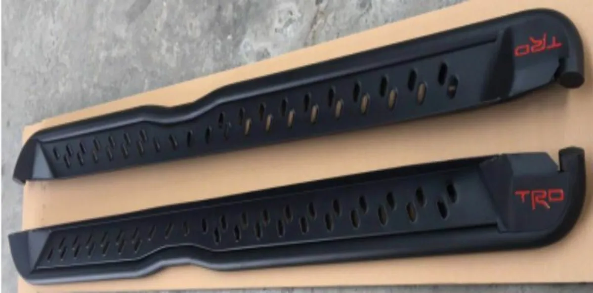 Isuzu D-MAX 12- SIDE STEPS - Image 1