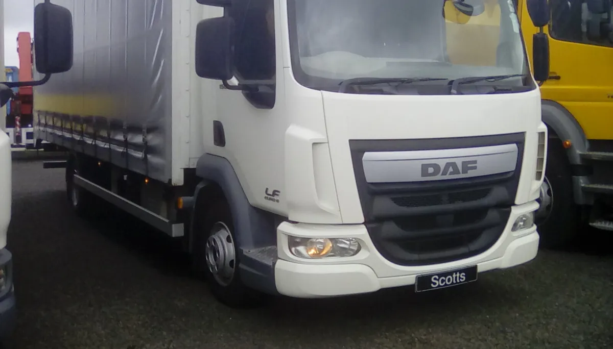 DAF LF45 COURTAINSIDE LOW KM 234557 - Image 4