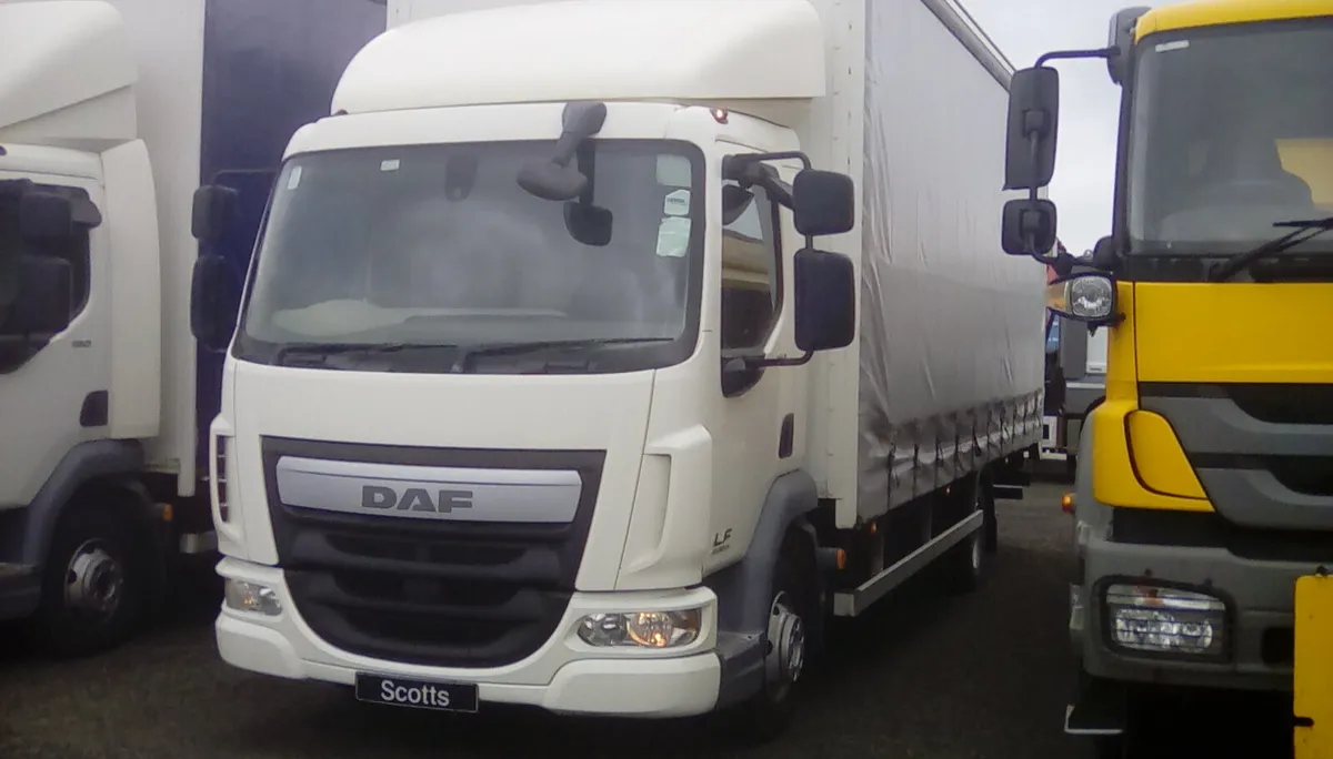 DAF LF45 COURTAINSIDE LOW KM 234557 - Image 1