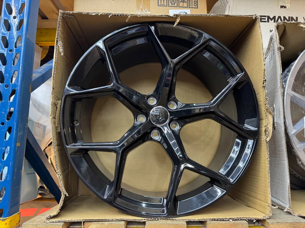 20” gloss black RS 5x112