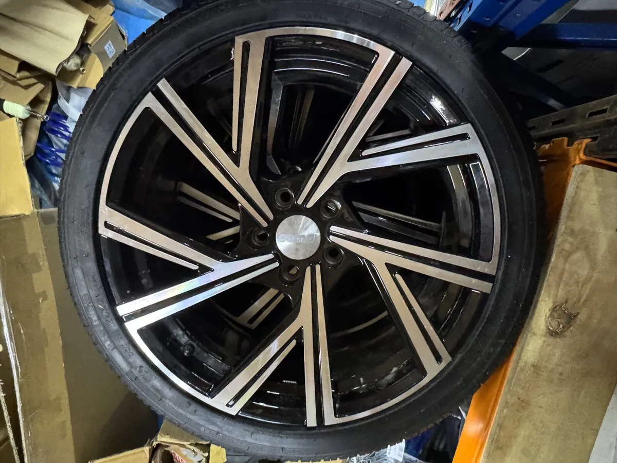 19” rline 5x112 alloys and tyres