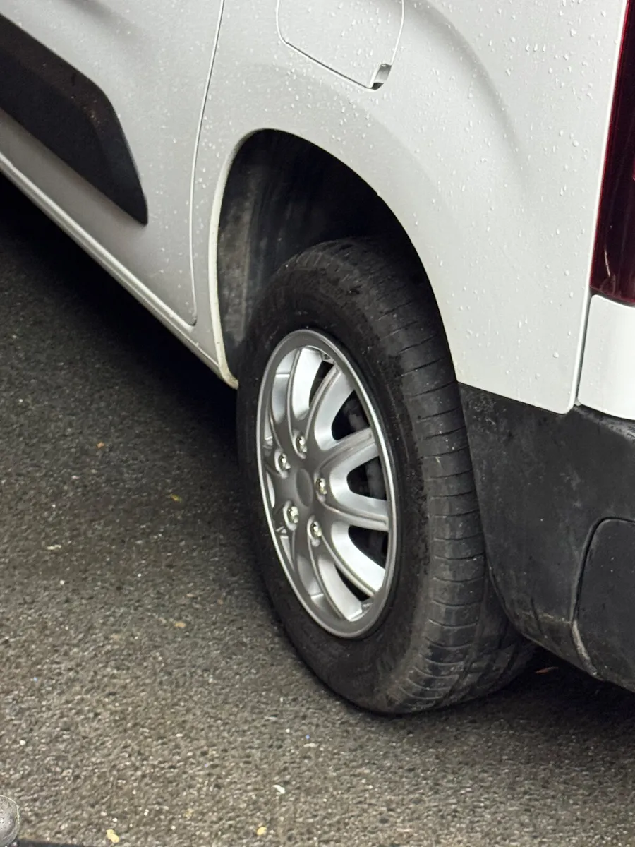 15” hub caps universal