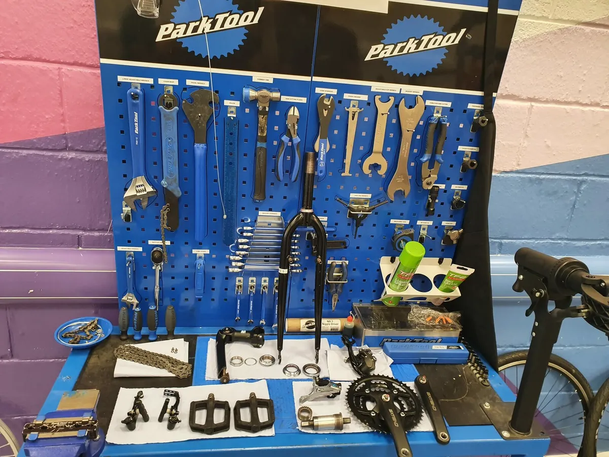 bicycle mechanic course in spain SEPTEMBER - Image 4