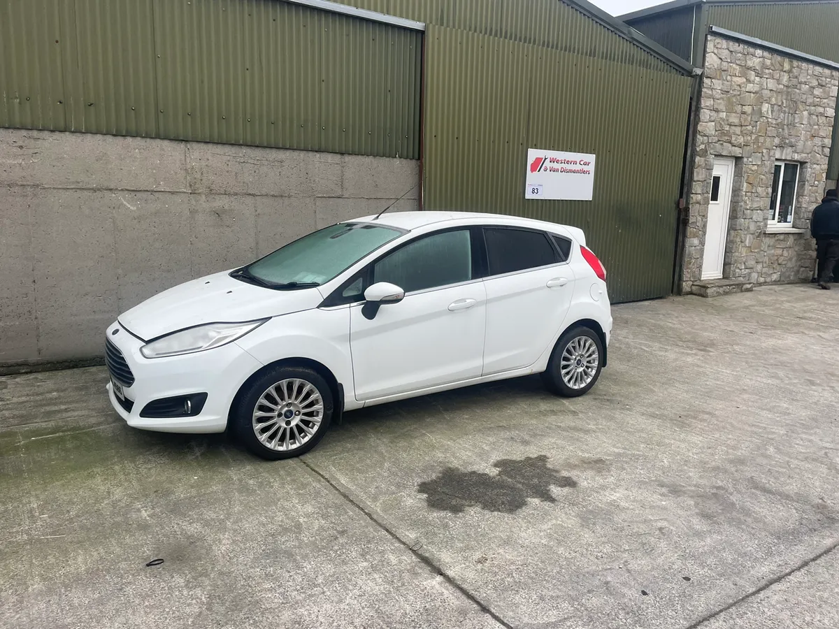 131 Ford fiesta 1.0 petrol for dismantling