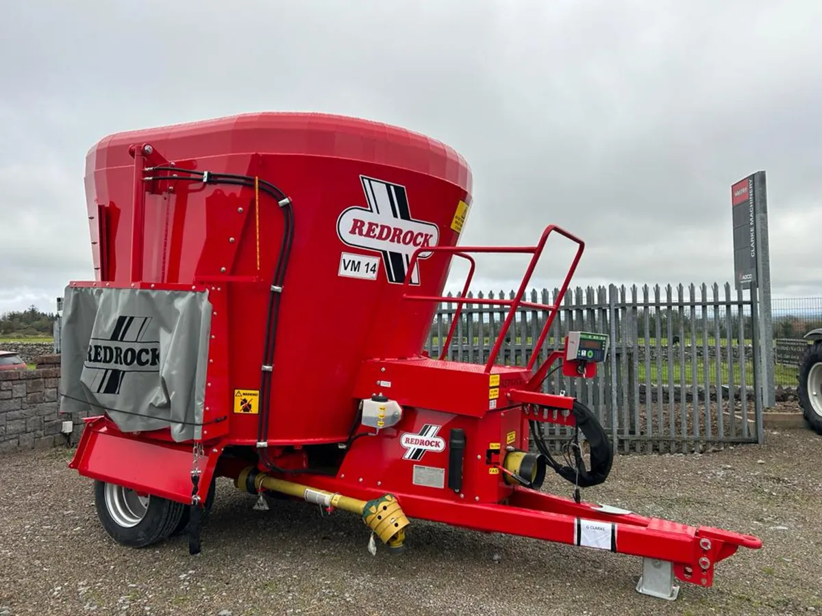 Redrock 14m3 Tub Feeder - Image 1