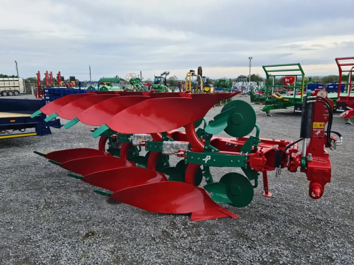 Kverneland ED 85-200 4 Furrow Ploughs - Image 3