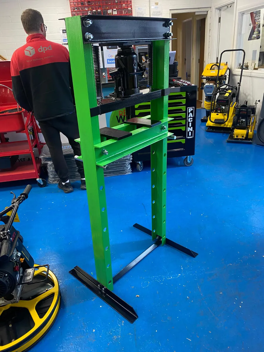 30 Ton Hydraulic Heavy Duty Bearing Press - Image 4