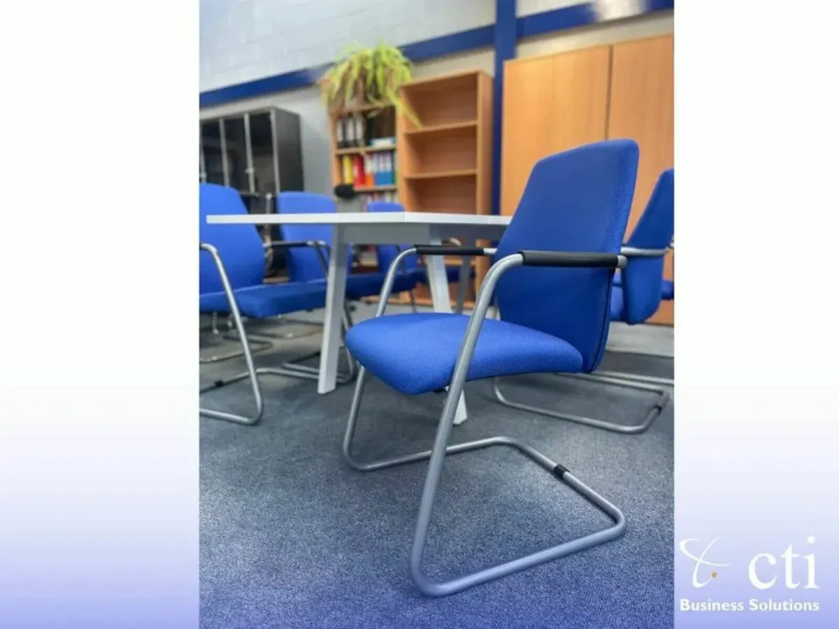 5 X Sitland Meeting Chairs - Pristine Condition