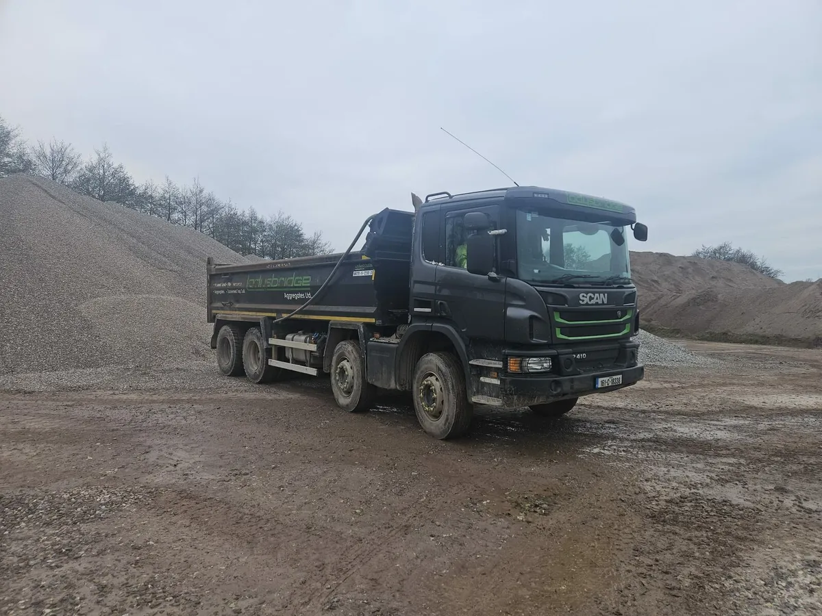 2016 Scania P410 Tipper - Image 1