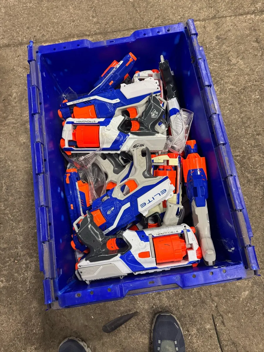 Nerf Wars set up/mobile business - Bouncy Castle - Image 2
