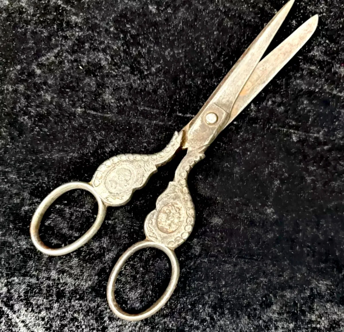 1850 Biedermeier scissors - Image 1