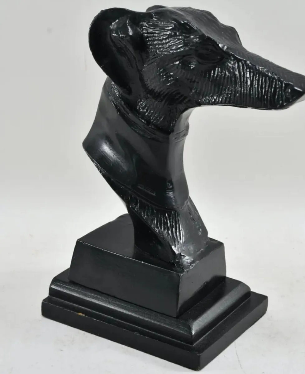 Unique heavy cast iron statue of a greyhound - Image 3