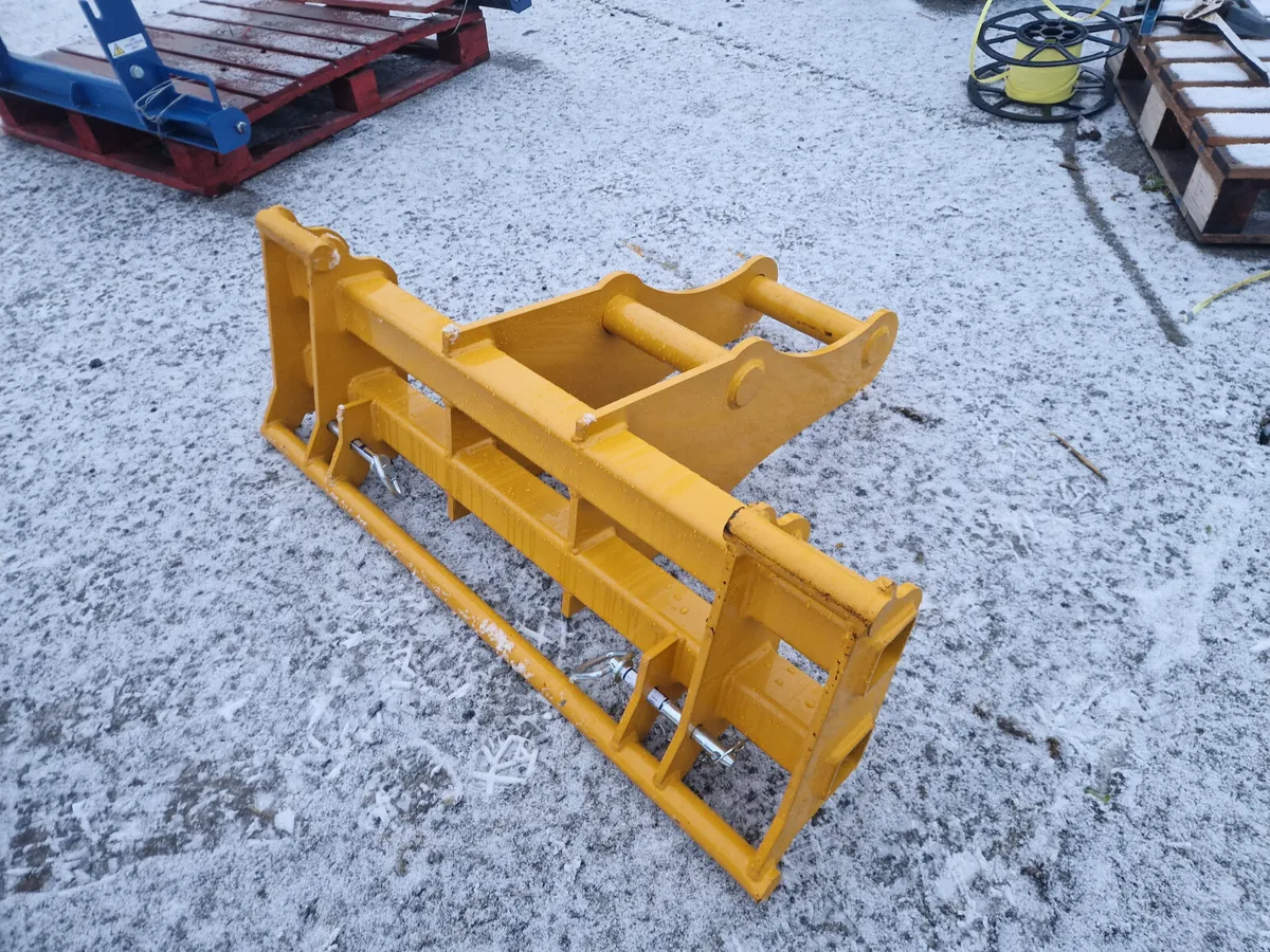 HD Excavator to Euro adaptors - Image 2