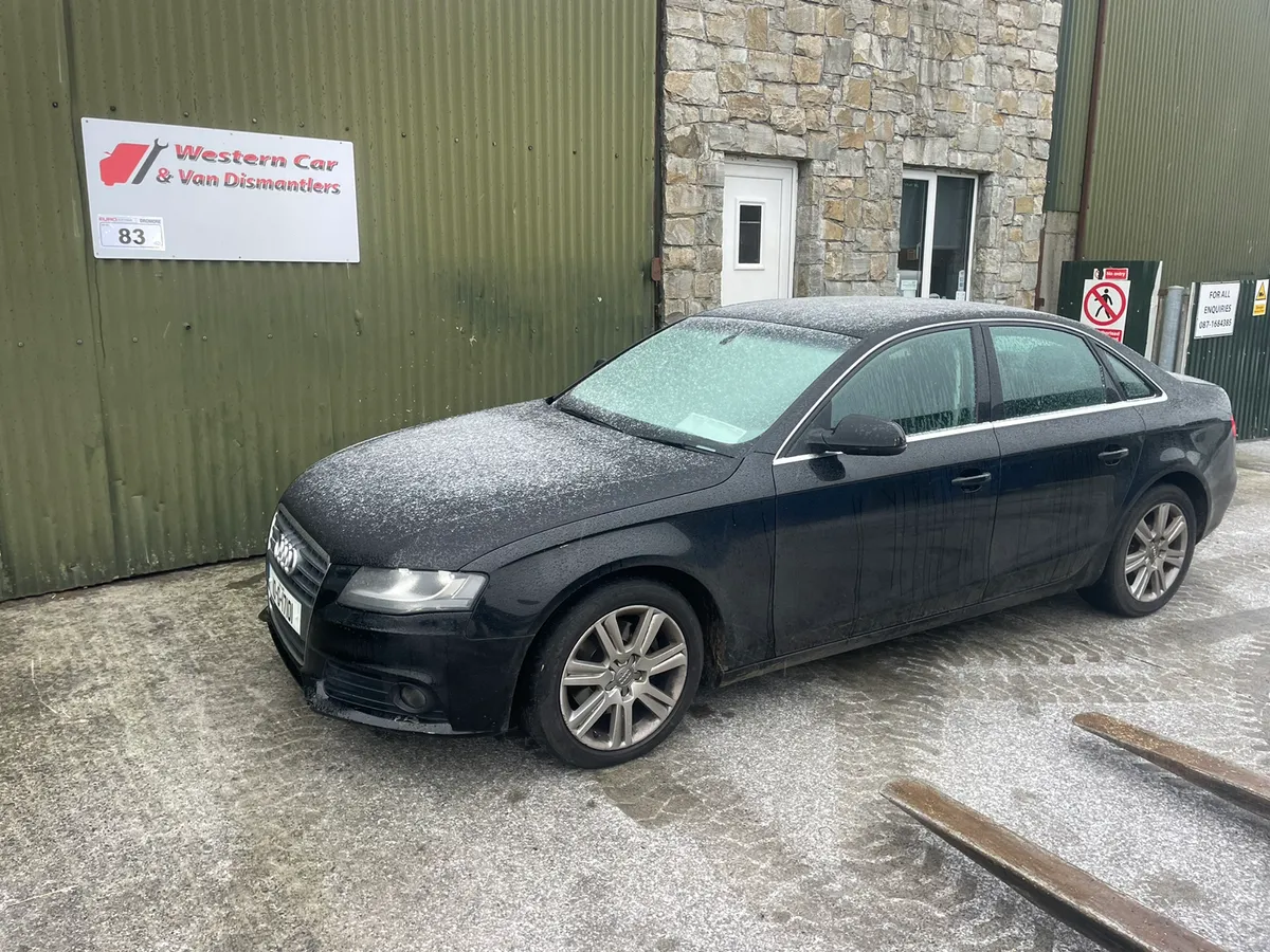 2010 Audi a4 2.0 tdi se for dismantling