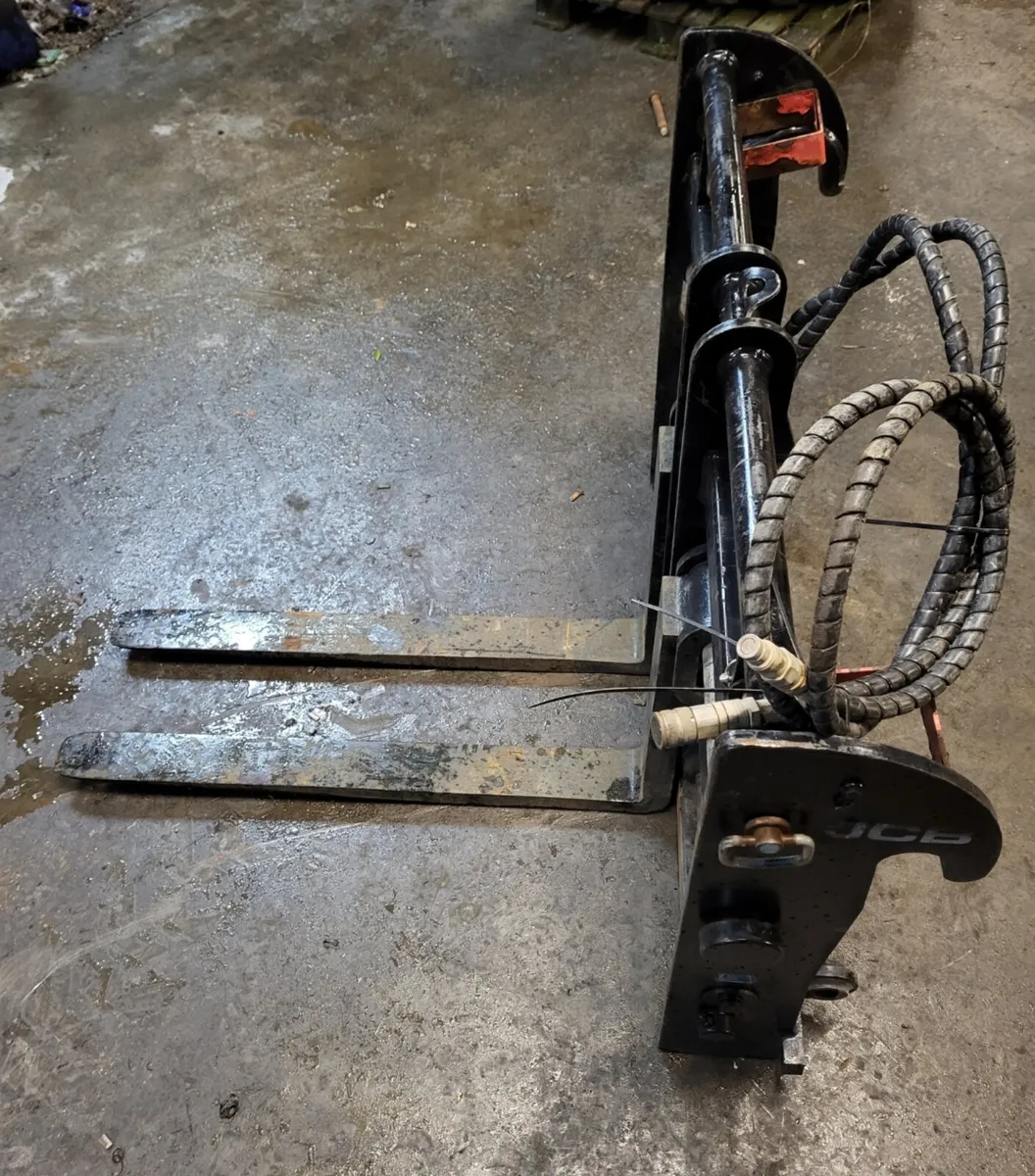 JCB Q fit hydraulic fork positioners sideshifter - Image 2