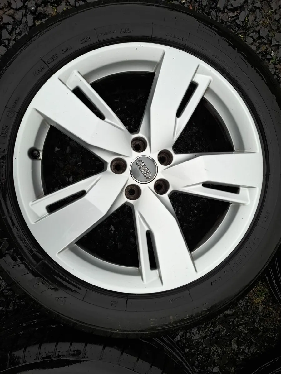 19" Genuine Audi Q5 S Line Alloys with tyres - Image 2