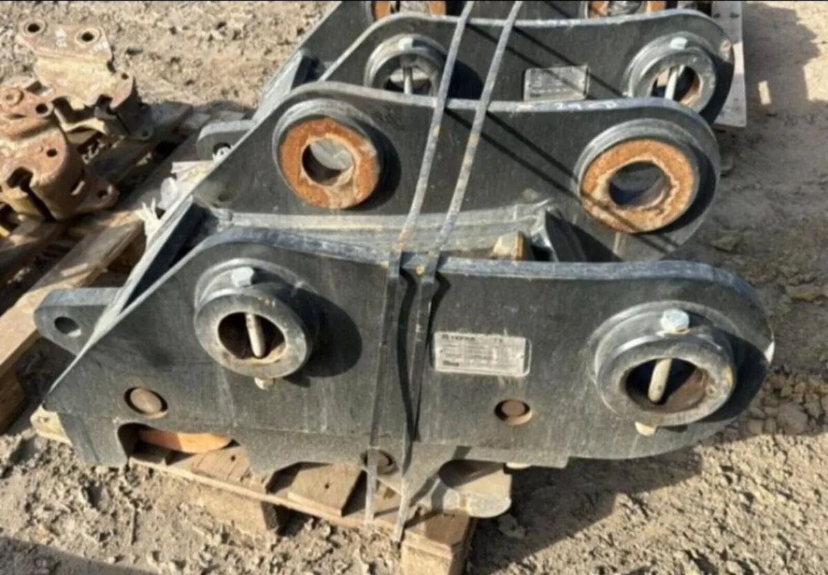 HILL TEFRA double locking hydraulic quick hitch (8 - Image 1