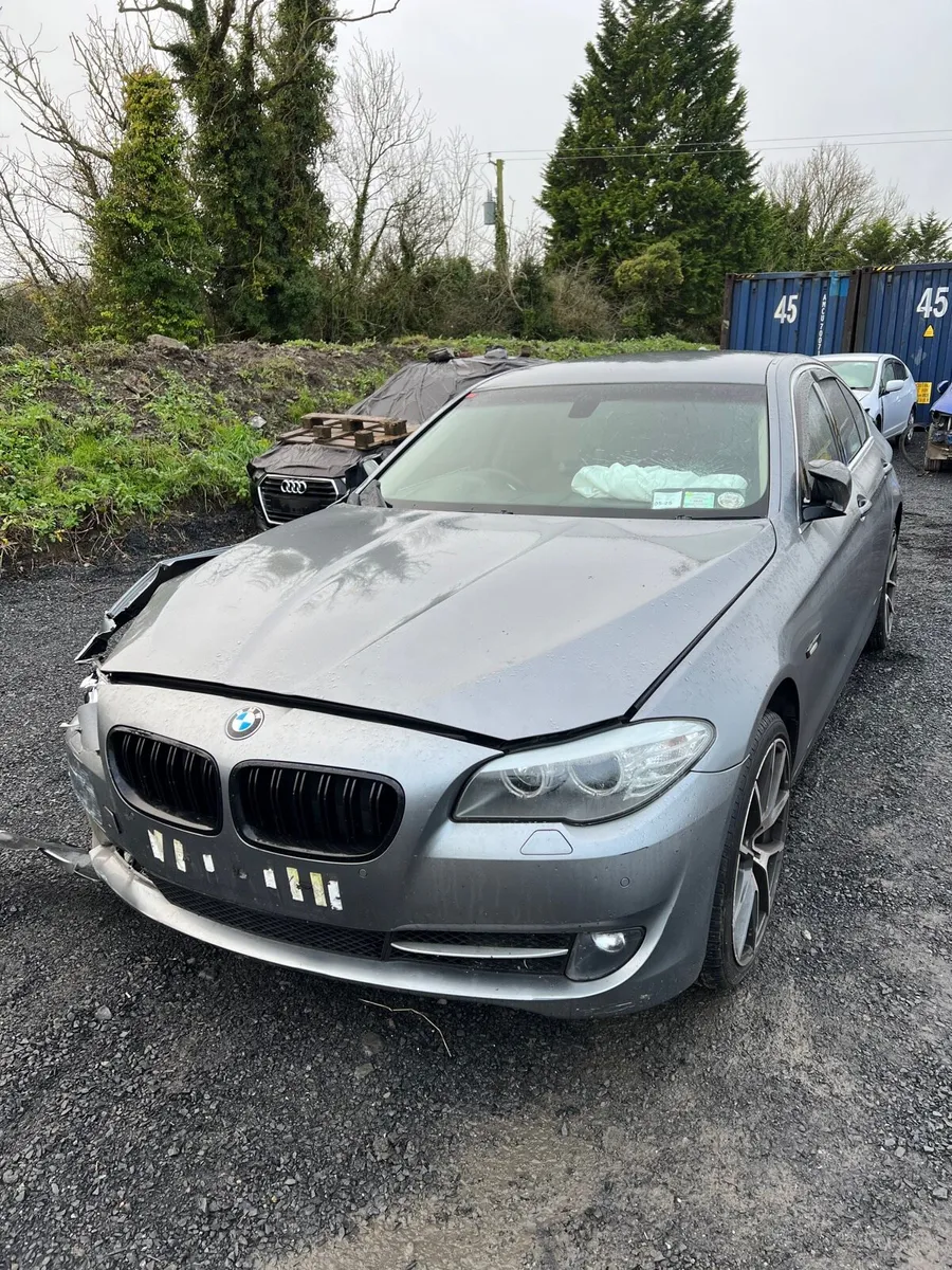 Breaking bmw 520d auto f10 5 series 2013 a52 - Image 1