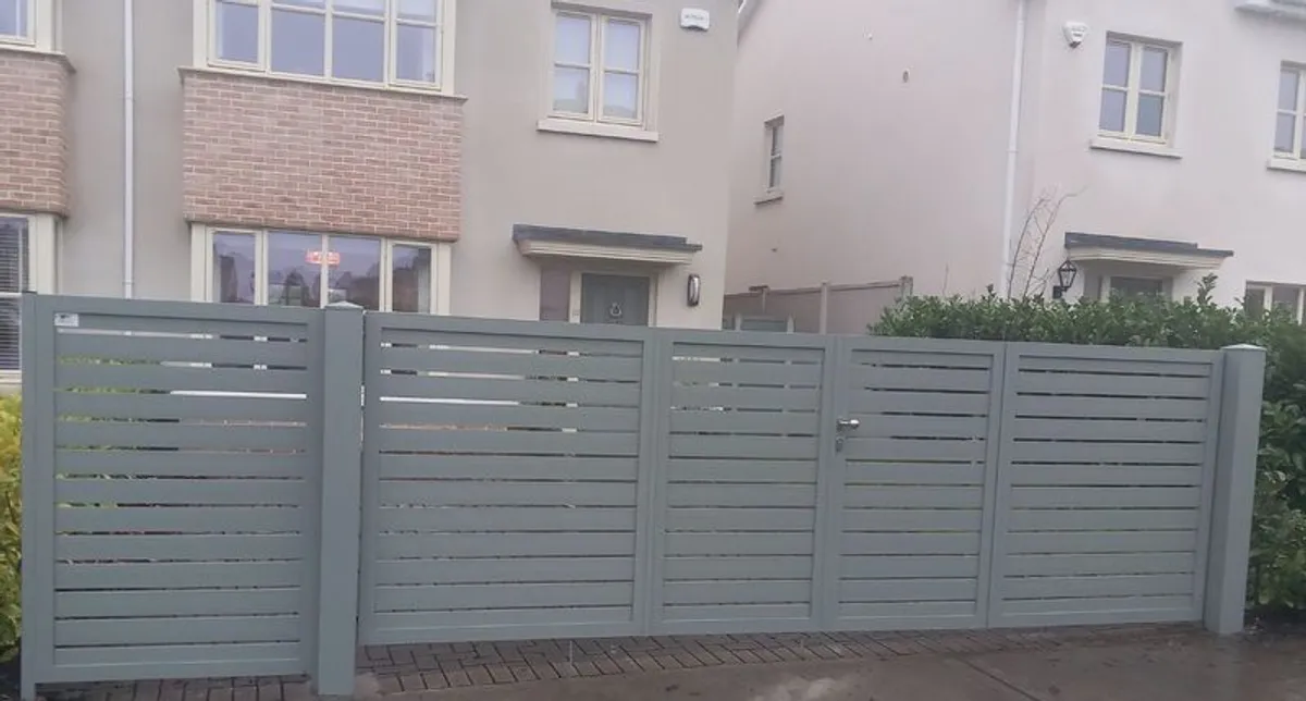 gates & fences  made of aluminum - Image 1