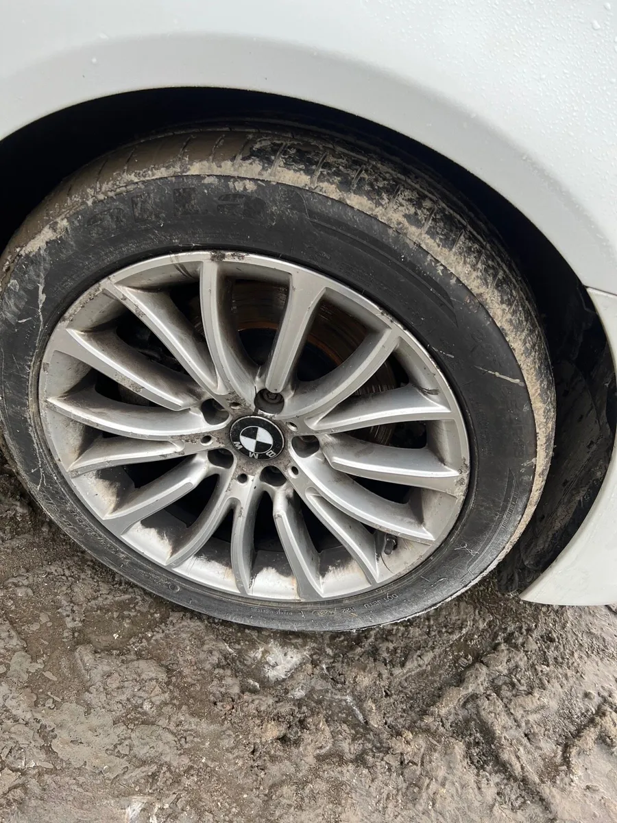 Breaking bmw 520d auto 2015 f10 300 b47 - Image 2