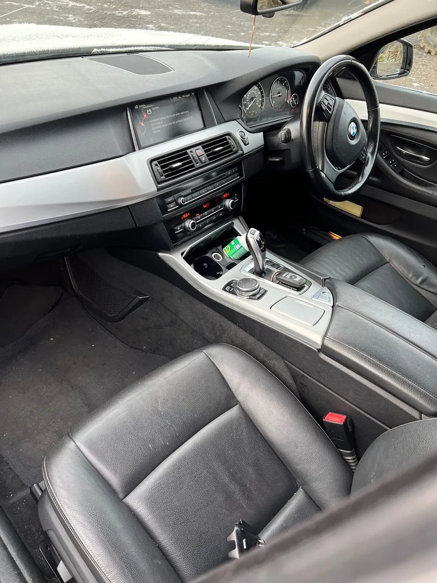 Breaking bmw 520d auto 2015 f10 300 b47 - Image 3