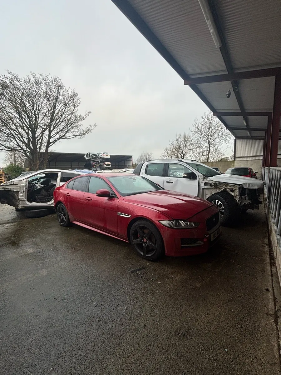 Jaguar xe for breaking - Image 1