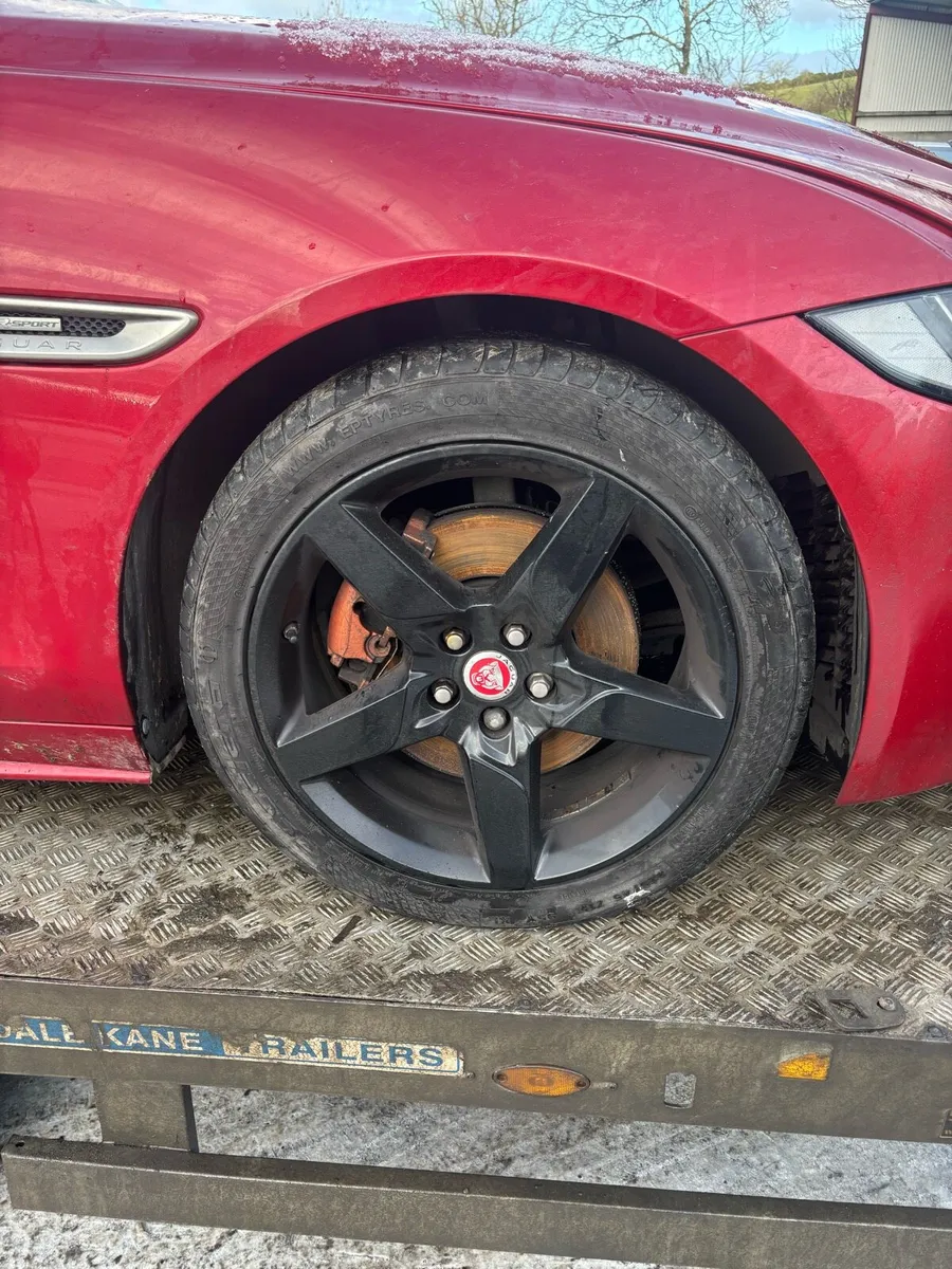 Jaguar xe for breaking - Image 4