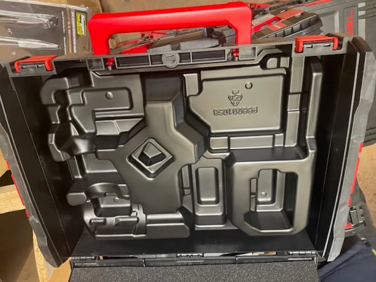 MILWAUKEE CARRY BOX - Image 3