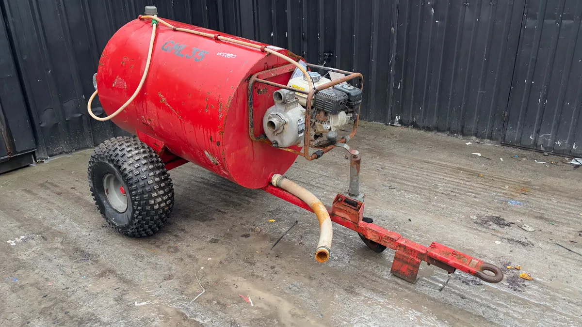Single Axle Water Bowser with Petrol Water Pump - Image 2