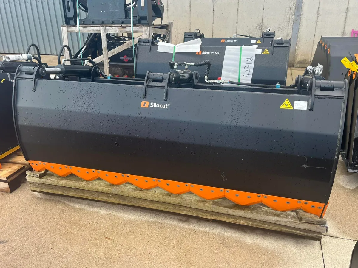 Quicke Silocut shear grabs - Image 2