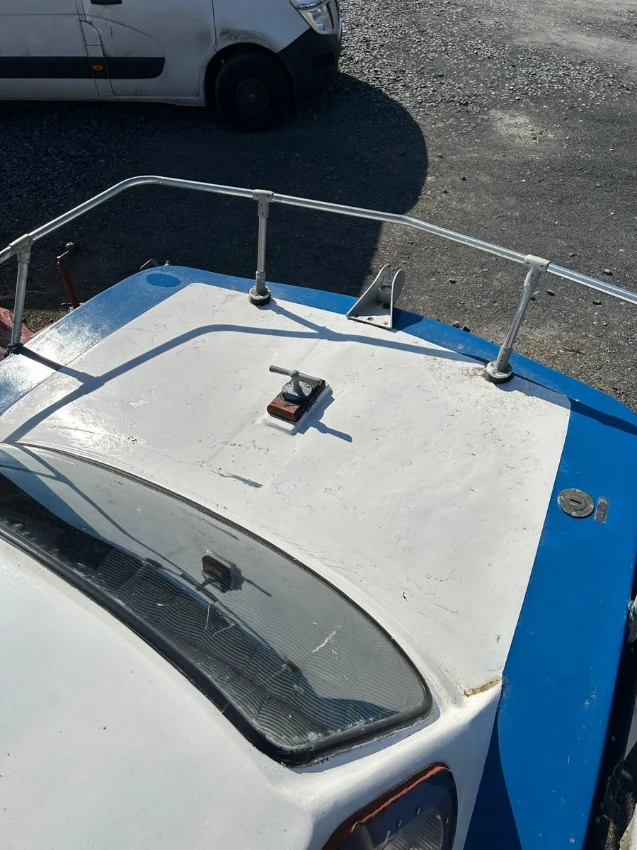 18FT Birchwood Boat - Image 2