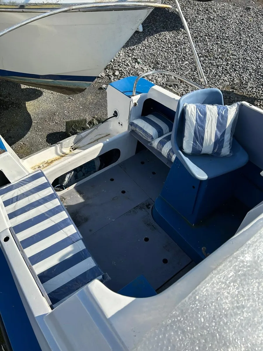 18FT Birchwood Boat - Image 3