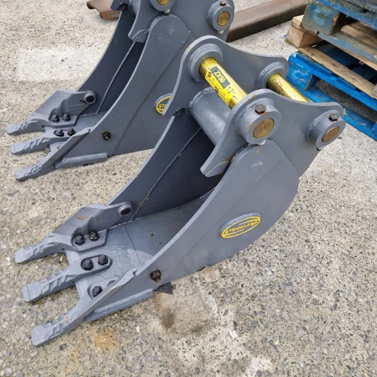 4-5 ton Digging Buckets - Image 3