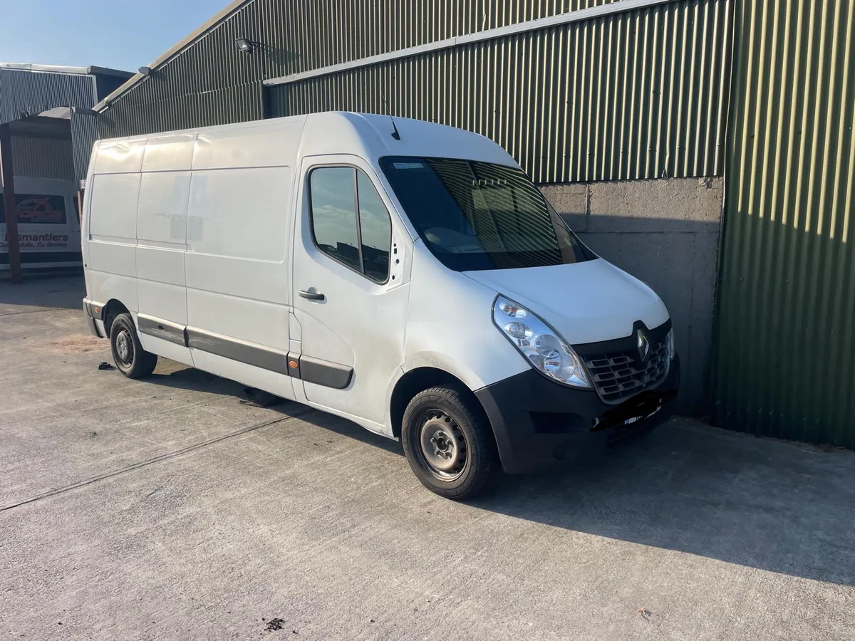 162 Renault master 2.3 fwd for dismantling