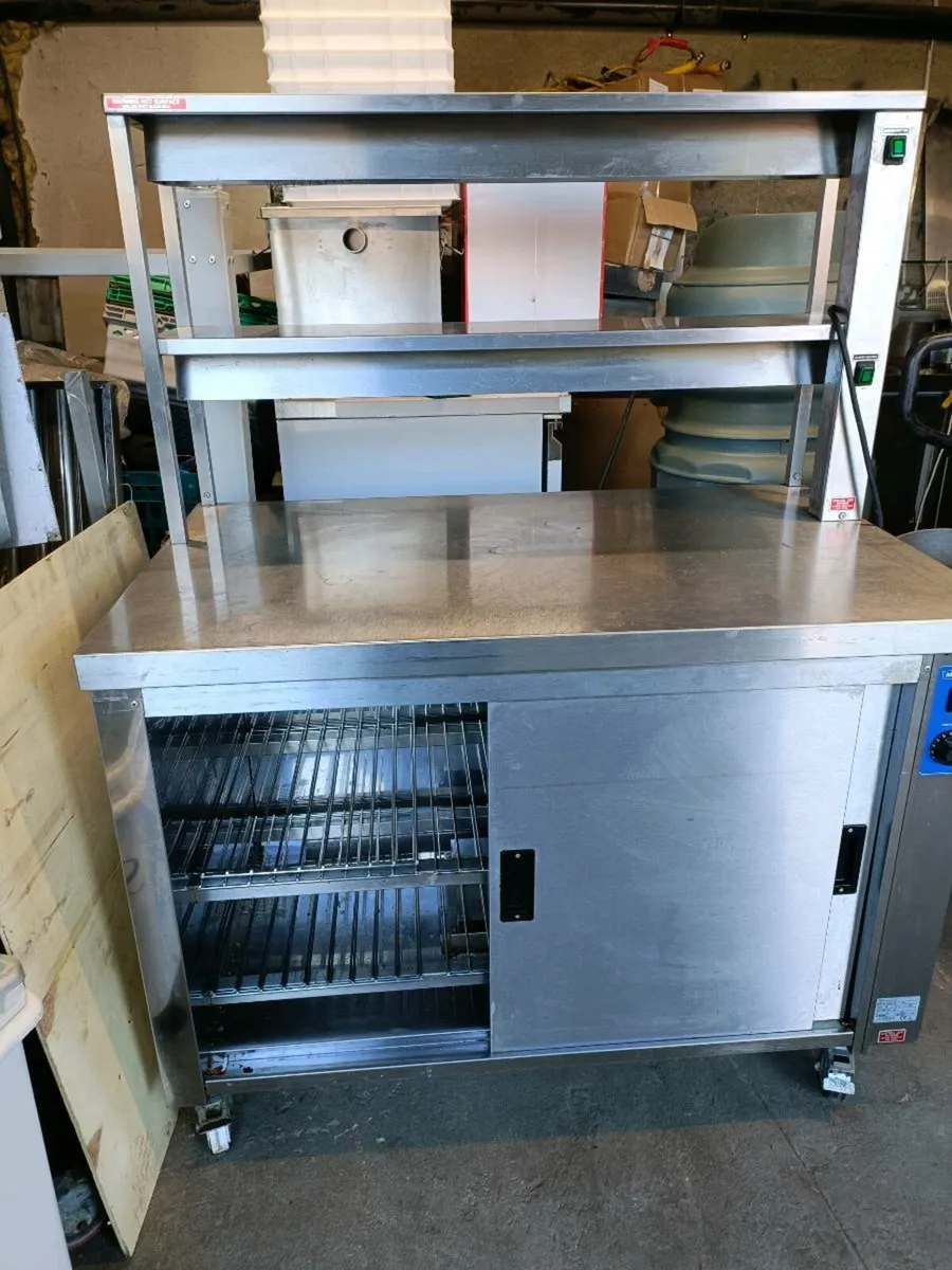 Hot holding cabinet with 2 levels hot gantry - Image 1