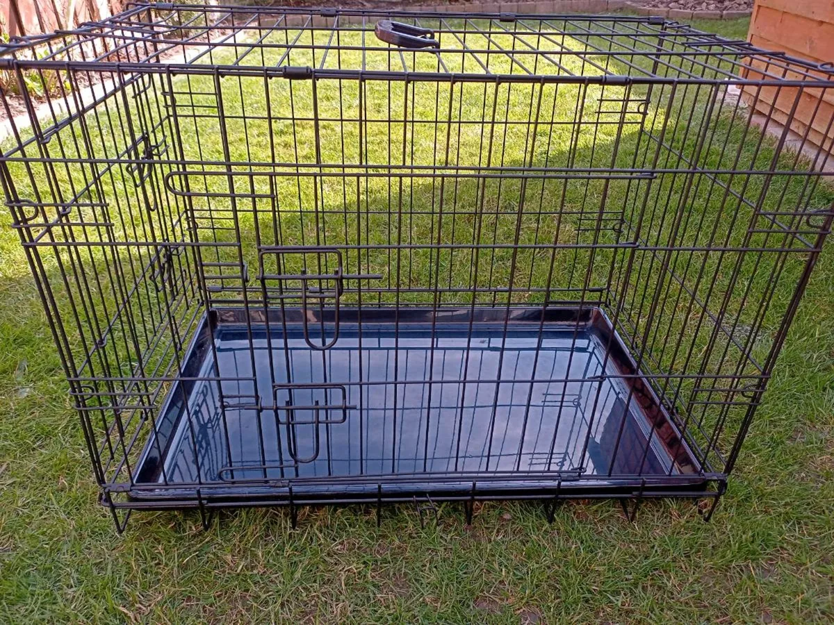 Medium dog travel crate. - Image 3