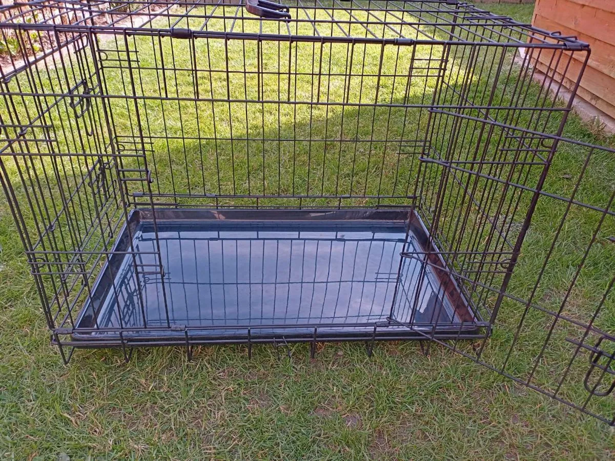 Medium dog travel crate. - Image 4