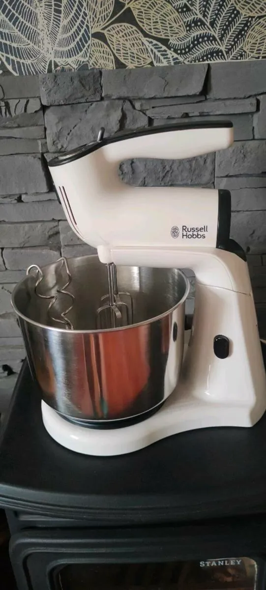 Hand mixer - Image 1
