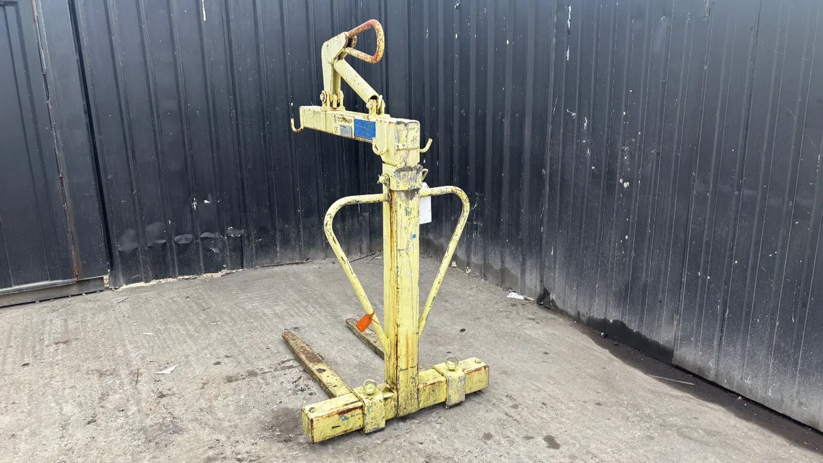 Conquip Pallet Forks to suit Crane - Image 4