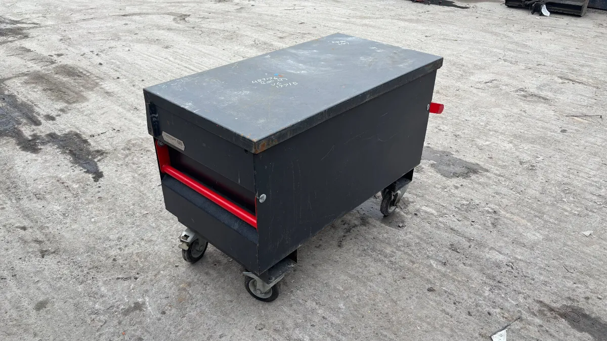 Armorgard Wheeled Tool Box - Image 4