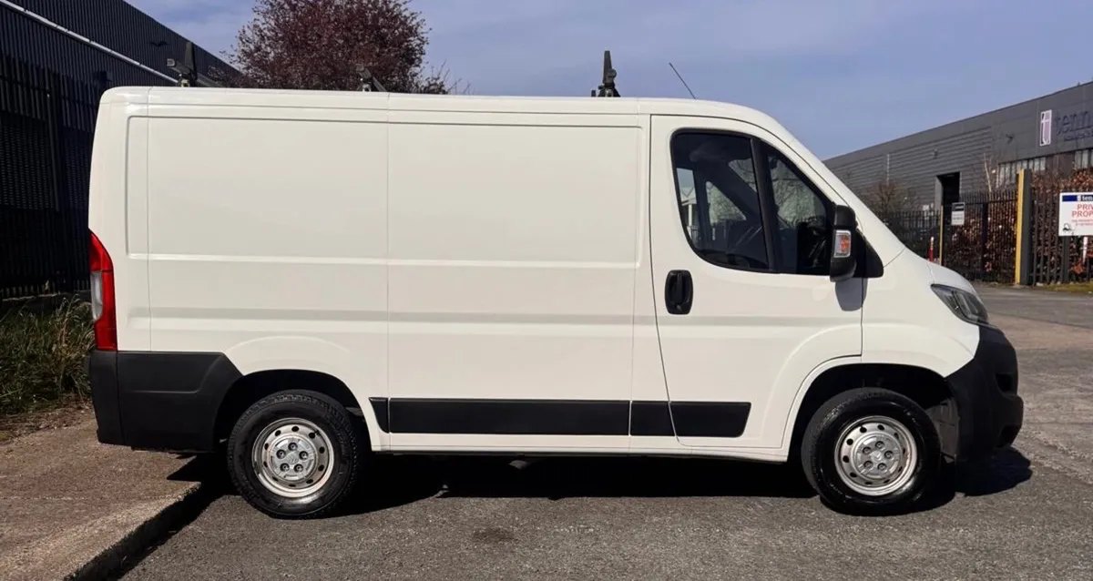 2020 Citroen Relay MWB LOW KLM’s - Image 3