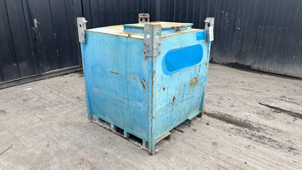 Conquip 950L Fuel Bowser - Image 1