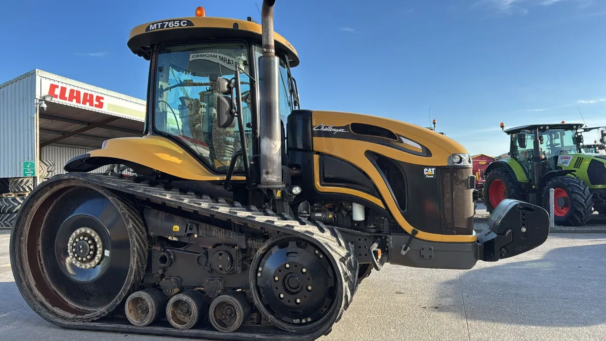 Cat Challenger MT765 - Image 1